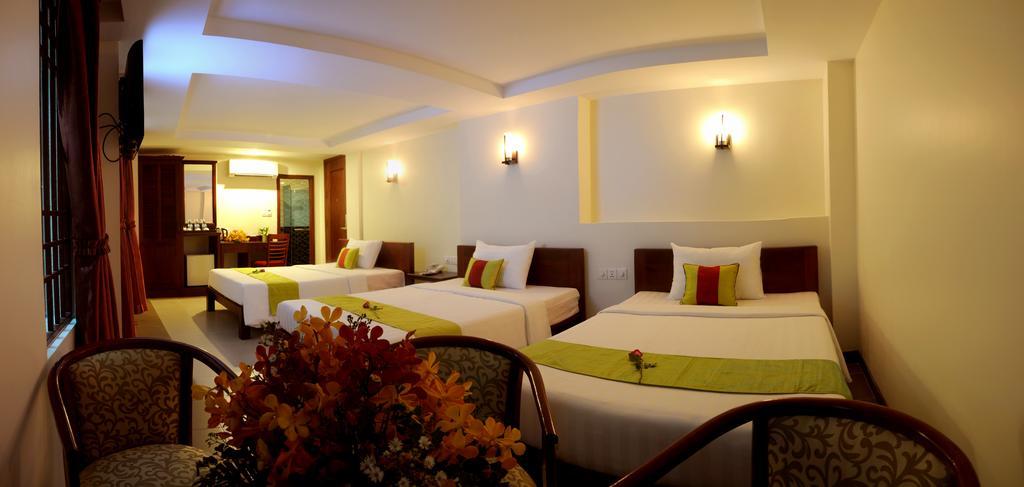 V N E Hotel Phnom Penh Bagian luar foto